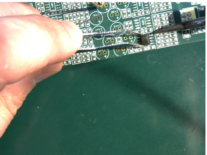 HowTo: Solder by hand - Solder SMD ICs