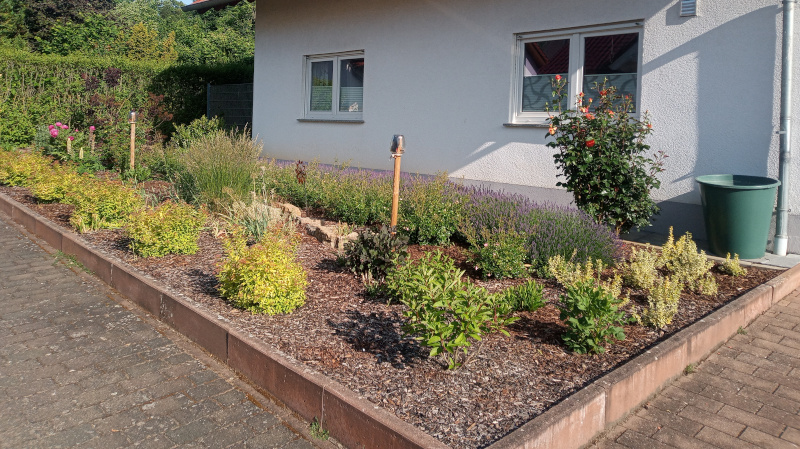 Soil moisture monitoring in a flower garden - An update after a very long pause