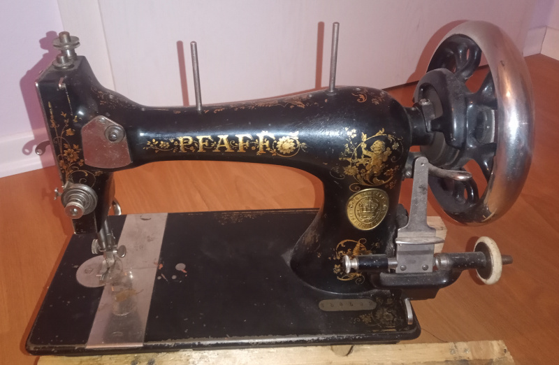 The Pfaff model K sewing machine - A blast from the past