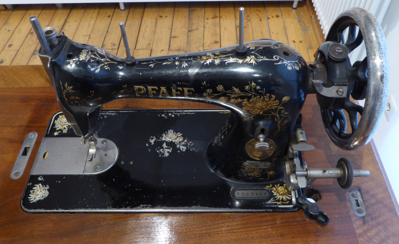Pfaff model H - 2