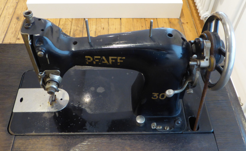 Pfaff model 30 - 3