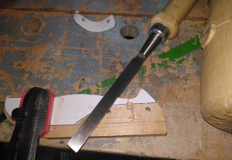 Cutting and shaping the handle 2