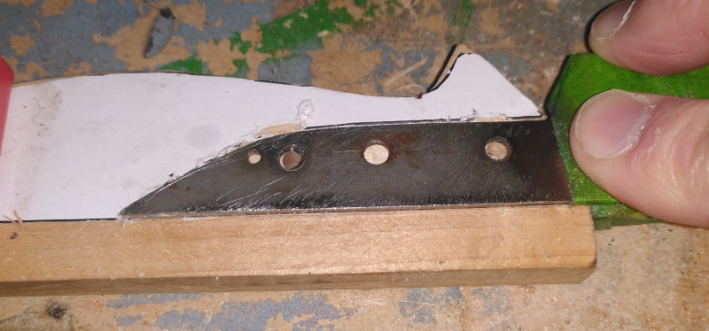 Cutting and shaping the handle 3