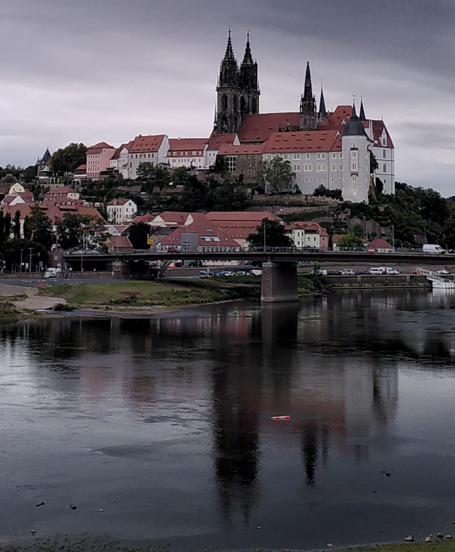 Albrechtsburg castle in Meißen over the Elbe river